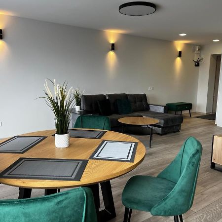 2-Bedrooms Apartment In City Center Siauliai Εξωτερικό φωτογραφία