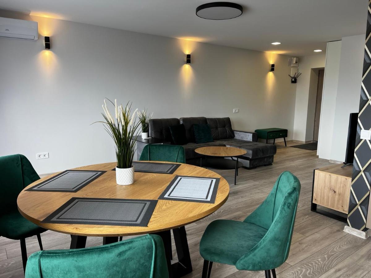 2-Bedrooms Apartment In City Center Siauliai Εξωτερικό φωτογραφία