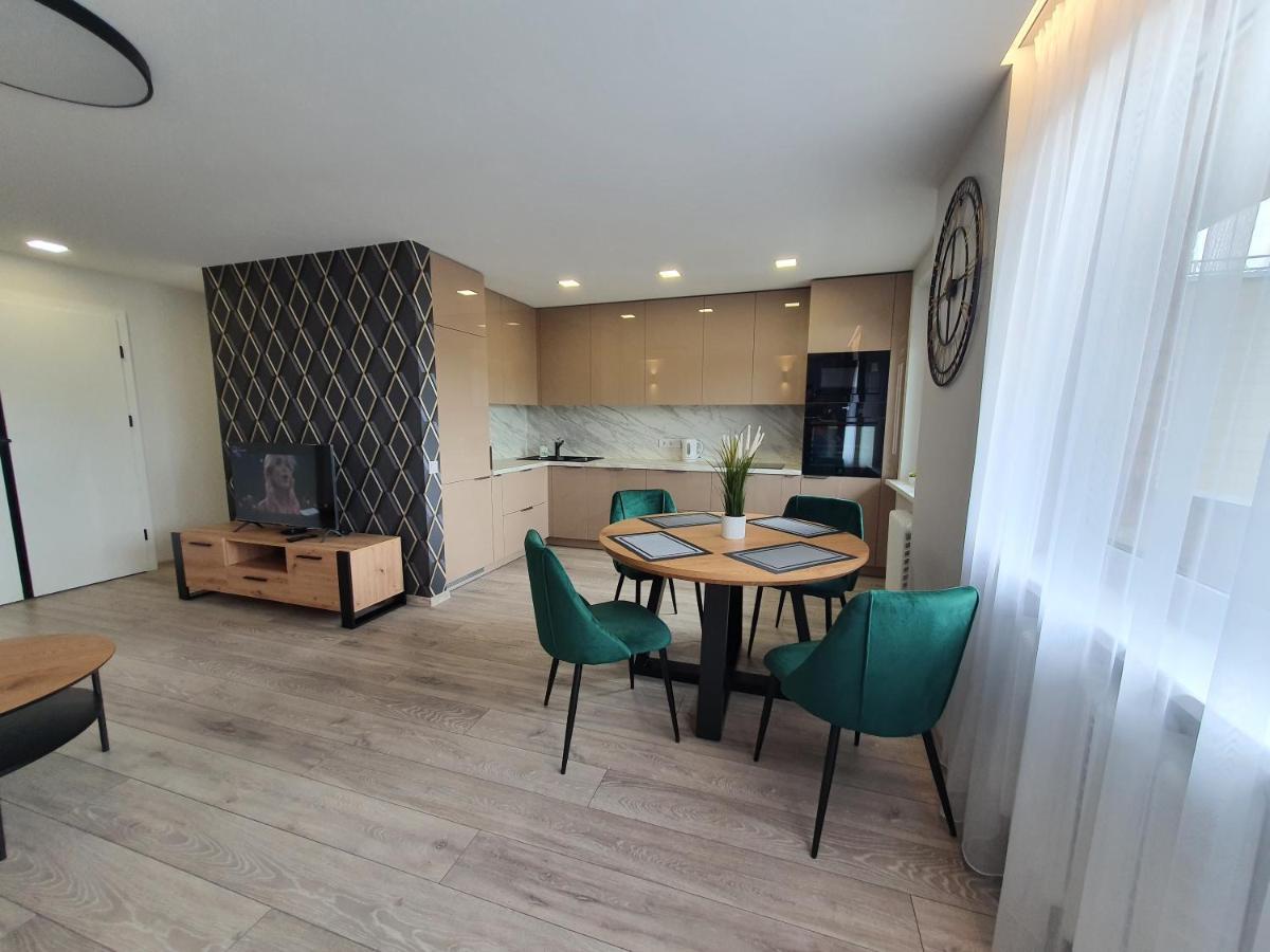 2-Bedrooms Apartment In City Center Siauliai Εξωτερικό φωτογραφία